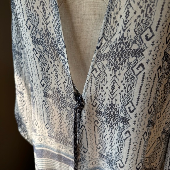 Calypso St. Barth 100% Silk Lightweight Navy Blue Cover-up Tassel Closure Size S - Picture 5 of 11